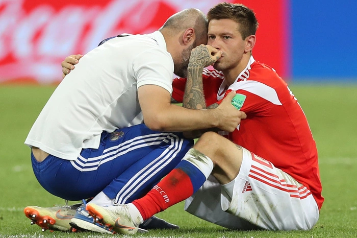 Смолов решил извиниться перед страной за незабитый хорватам пенальти