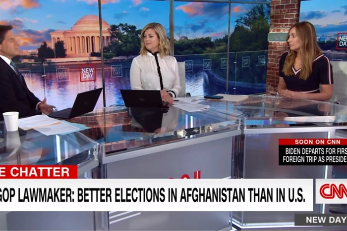 Телеканал CNN уволил троих сотрудников из-за посещения офиса без вакцинации