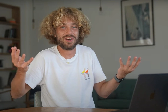 Илья Варламов высмеял «Сима-Ленд»