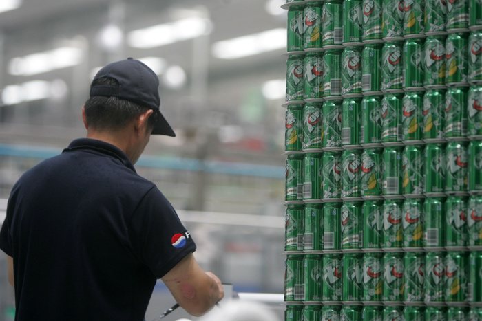 Финский производитель напитков по ошибке разлил пиво в банки Pepsi