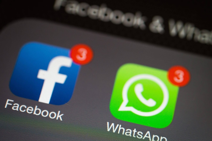 WhatsApp передает всю свою телефонную базу Facebook