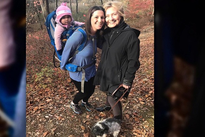 Американка случайно встретила Хиллари Клинтон во время прогулки в лесу