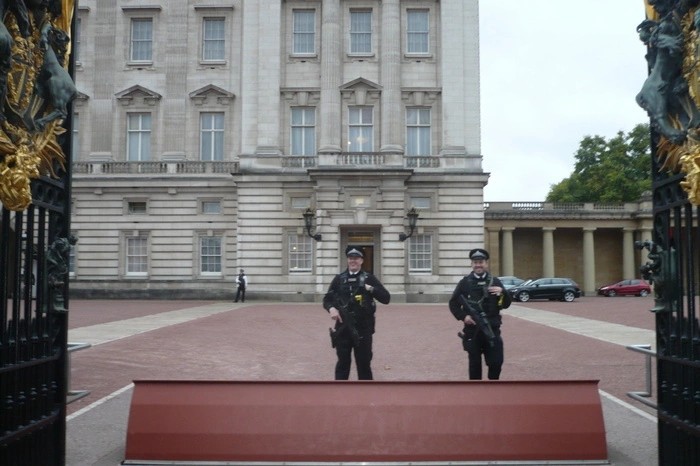 Стали известны имена желающих вернуться в Россию бизнесменов