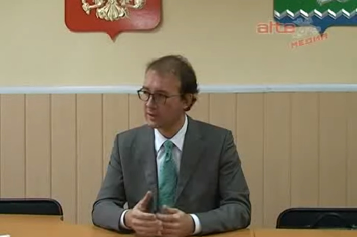 Евгений Куйвашев отказался отправлять в отставку председателя РЭК Гришанова