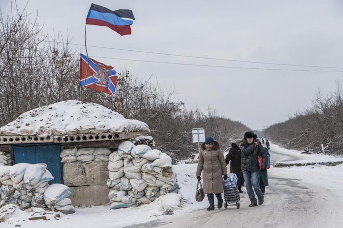 Песков понадеялся на достаточный запас боеприпасов у ополченцев Донбасса