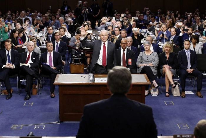 Трамп назвал «печальным» отсутствие доказательств о его связях с Россией