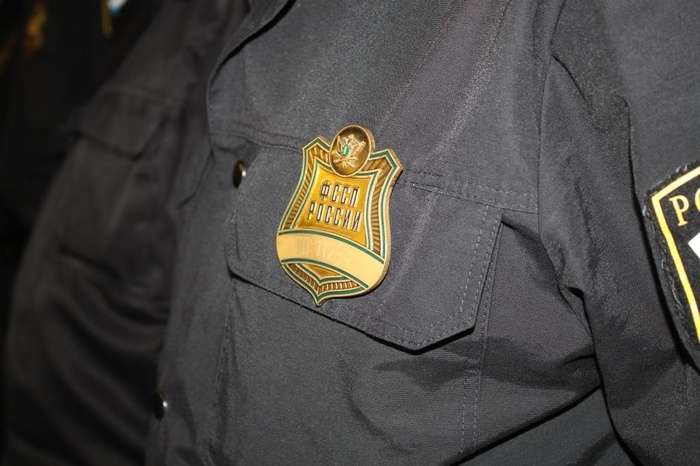 Свердловские судебные приставы выявили свыше 2 тыс. запрещенных предметов