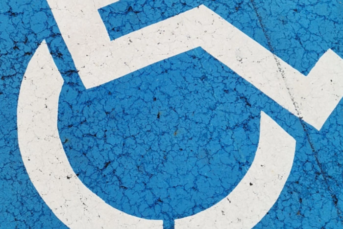 В «Уральских авиалиниях» прокомментировали скандал с мальчиком с ДЦП