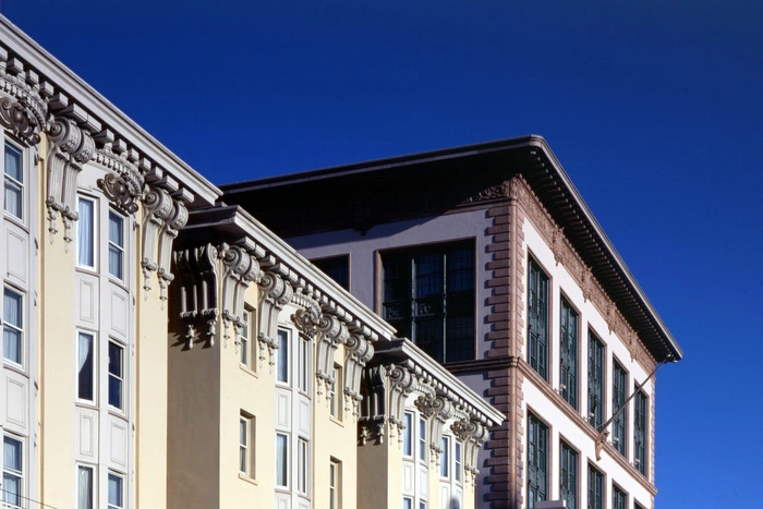 Названы города с самым дорогим съемным жильем