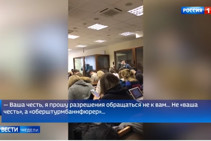 Прокурор попросила для Навального новое дело — из-за оскорблений судьи