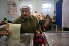 Данные обработки 100% бюллетеней: 96,77% крымчан - за Россию