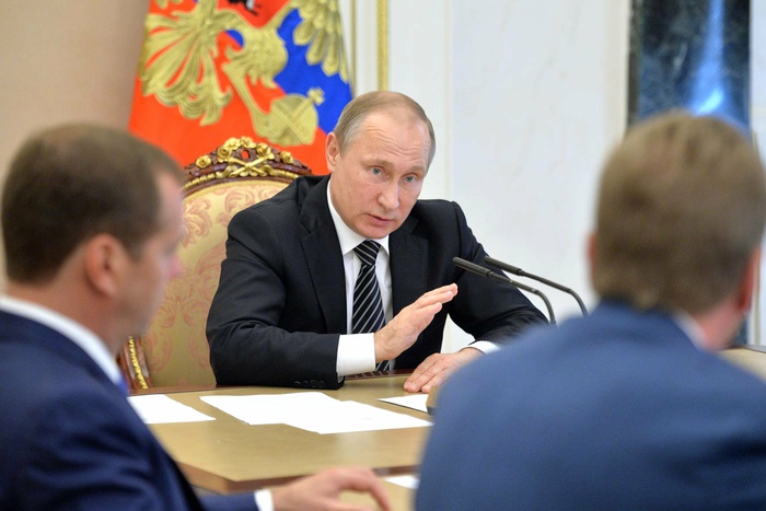 Большинство россиян не хотят менять политику страны из-за санкций