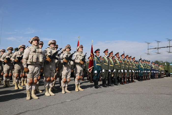 Россия подарила Таджикистану военную технику на 320 миллионов рублей