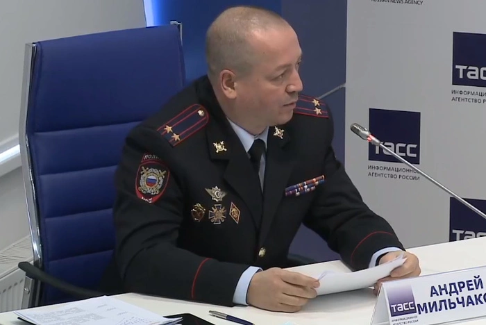 В свердловском ГУ МВД рассказали, сколько наркомагазинов и нарколабораторий прикрыли за год