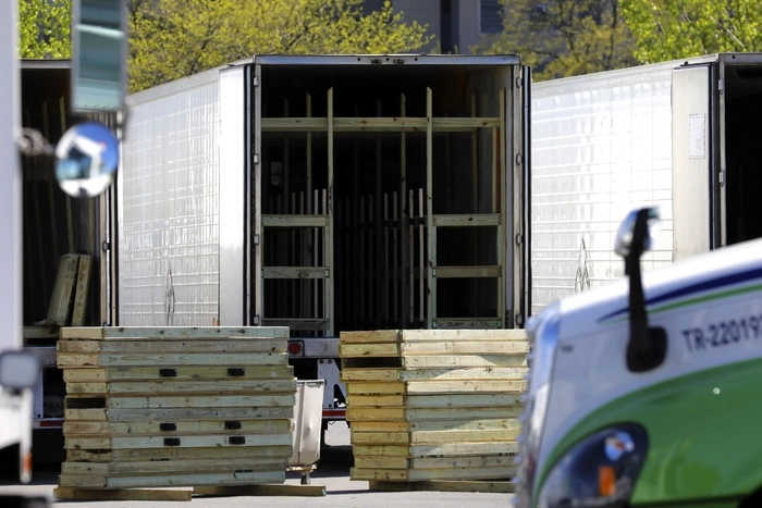 Пациенты больницы для больных COVID-19 в Таганроге пожаловались на трупный запах