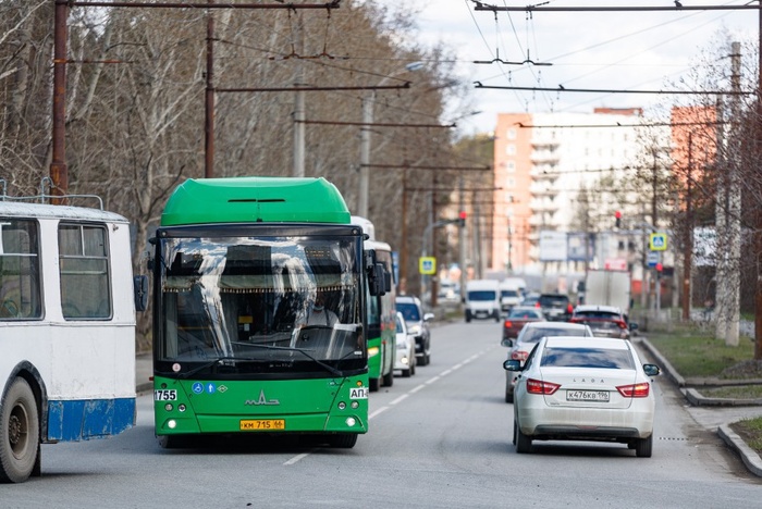 В Екатеринбурге популярный автобусный маршрут сокращает свой путь