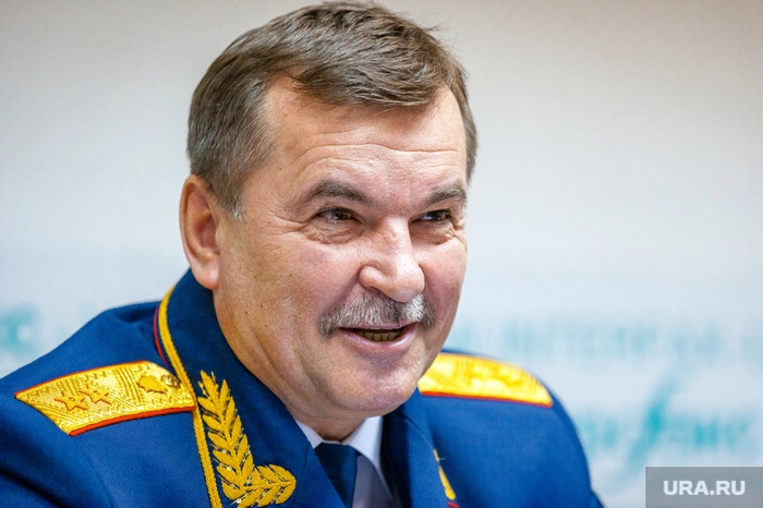 Глава СКР по Свердловской области вышел на работу после служебной проверки