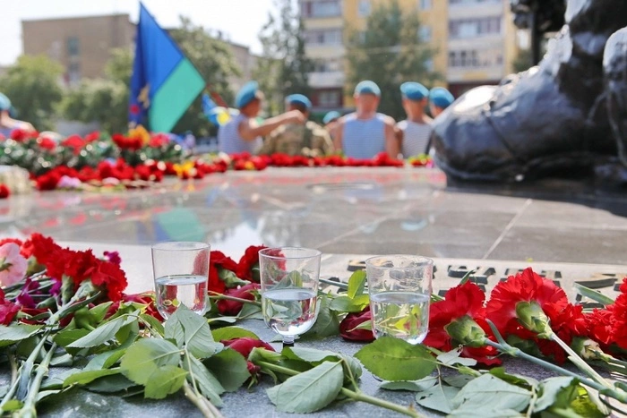 Мемориал «Вечный огонь» осквернили в Серове