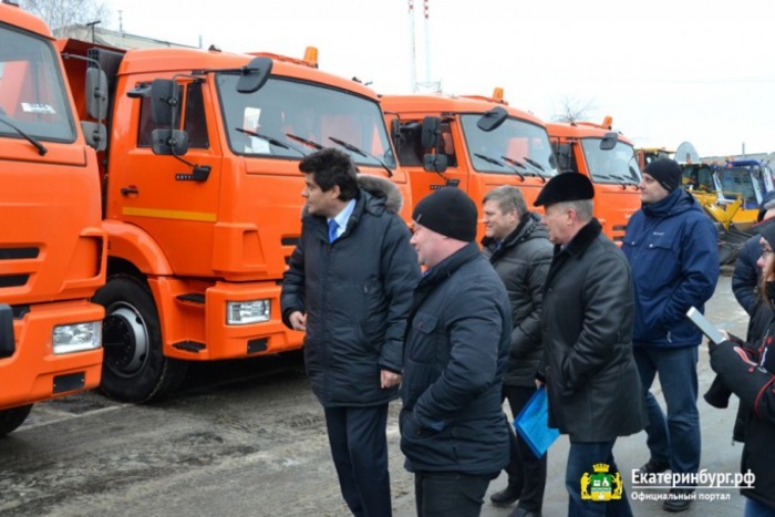 Мэр Екатеринбурга пообещал ускорить уборку города в два раза