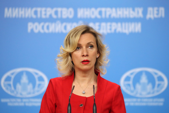 Захарова объяснила, почему США не поздравили РФ с праздником