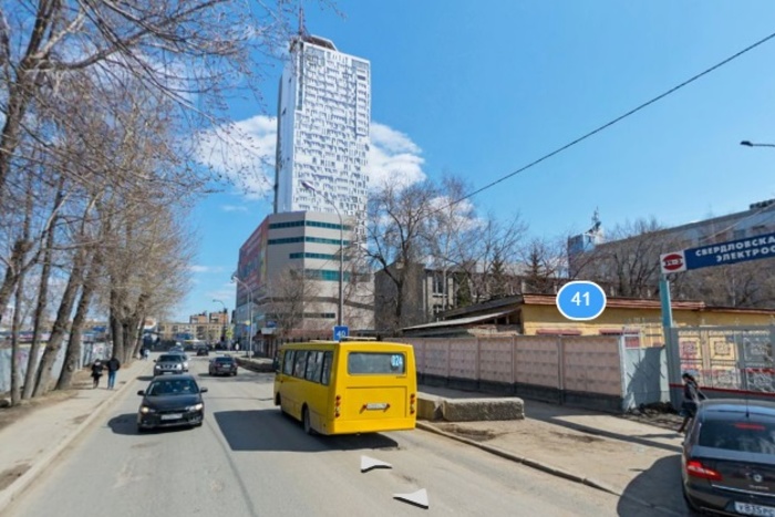 Мэрия Екатеринбурга требует снести недостроенный небоскреб у вокзала
