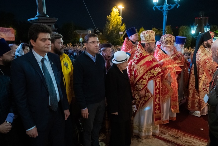 Около 60 тыс человек приняли участие в «Царском крестном ходе» в Екатеринбурге