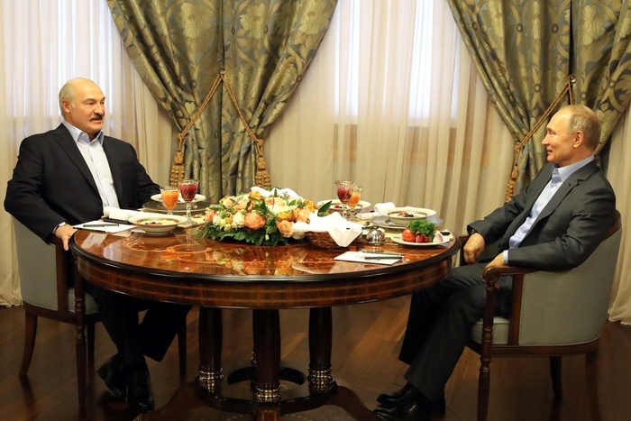 Путин и Лукашенко условились о встрече в Москве в ближайшее время