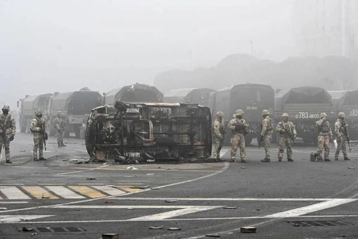 В Казахстане задержали более 4 тысяч протестующих, среди которых оказались иностранцы