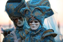 В Венеции стартовал всемирно известный карнавал