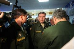 Украинская военная прокуратура через DHL вызвала главу Генштаба РФ