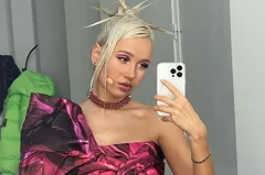 Клаве Коке предложили подарить Егору Криду «шуточный стриптиз»