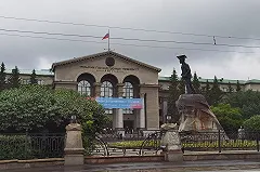 Главный вуз Урала объяснил отсутствие мантий на выпускном