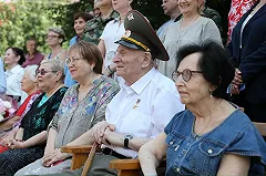 Парад ЦВО в честь 90-летия врача Семена Спектора состоялся на Широкой Речке в Екатеринбурге