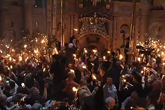 «Прихожанин обязан». Пожарные научили свердловчан правильно держать свечу