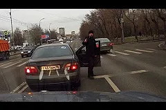 Автохам с Уралмаша, угрожавший пенсионерам, предстанет перед судом