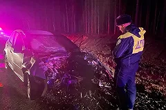 На свердловской трассе по вине водителя грузовика разбились несколько легковушек