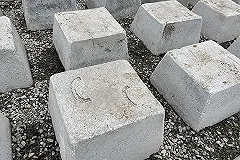 В Екатеринбург вернули на место легендарный памятник