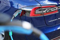 Немецкие эксперты: электромобили выделяют больше углекислого газа, чем дизели
