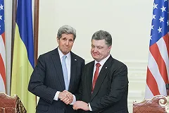 Керри пожелал славы Украине