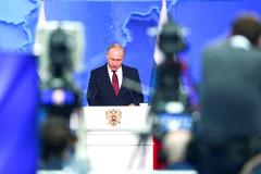 Путин предлагает распространить «подъемные» для врачей на тех, кто старше 50
