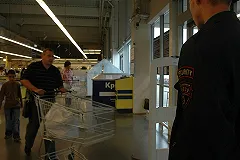 Уральские ритейлеры теряют миллионы на кражах