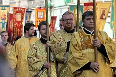 Милонов требует запретить «Игру престолов»