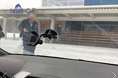 Депутат Милонов скупает санкционную еду в Финляндии