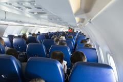 Пассажир рейса Москва — Екатеринбург устроил дебош на борту самолета