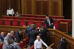 «Встаем с колен»: Киев убеждает Москву, что Россия не выживет без Украины