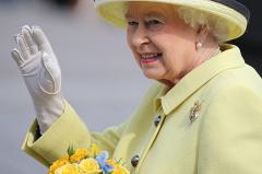 У британской королевы обнаружились в Москве четыре квартиры