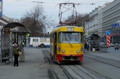 «Ждём целый час»: в Екатеринбурге встали трамваи