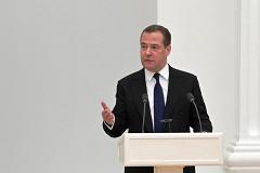 Медведев: Россия вправе применить ядерное оружие при необходимости