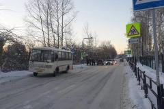 В Свердловской области автобус со школьниками вылетел в кювет