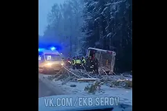 «Двое погибших». Автобус и фура столкнулись на Серовском тракте